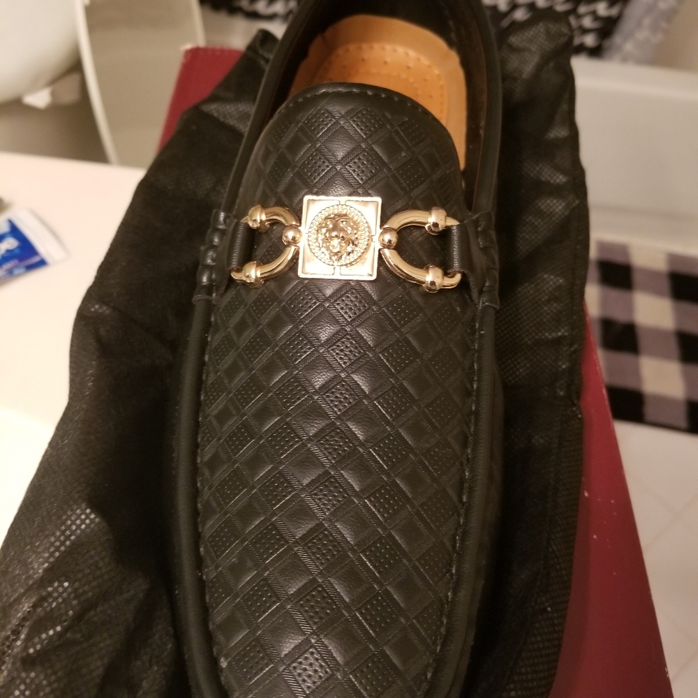 Royal black leather fashion loafers